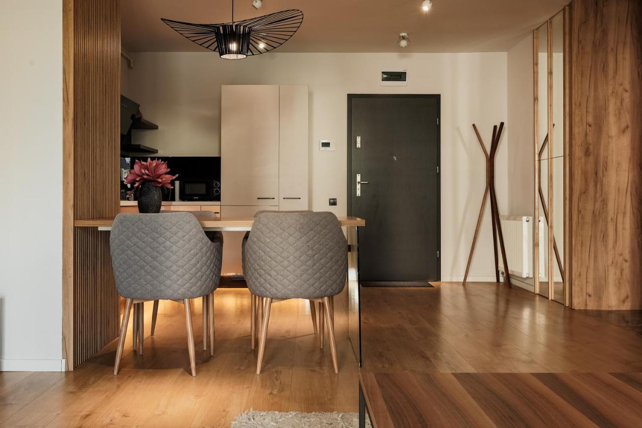 Nest Inn Stiletto Apartment Cluj-Napoca Exterior photo