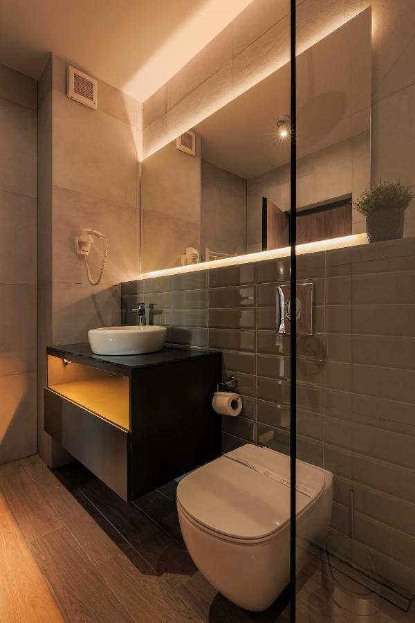 Nest Inn Stiletto Apartment Cluj-Napoca Exterior photo