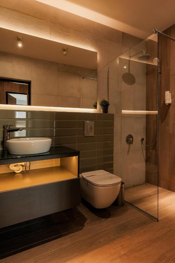 Nest Inn Stiletto Apartment Cluj-Napoca Exterior photo