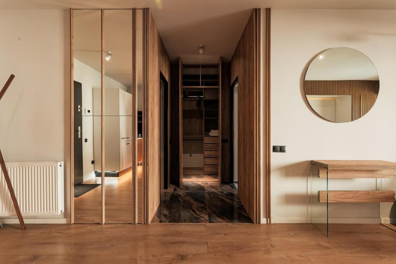 Nest Inn Stiletto Apartment Cluj-Napoca Exterior photo