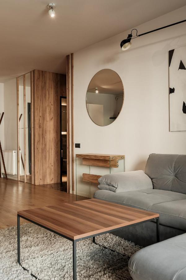 Nest Inn Stiletto Apartment Cluj-Napoca Exterior photo