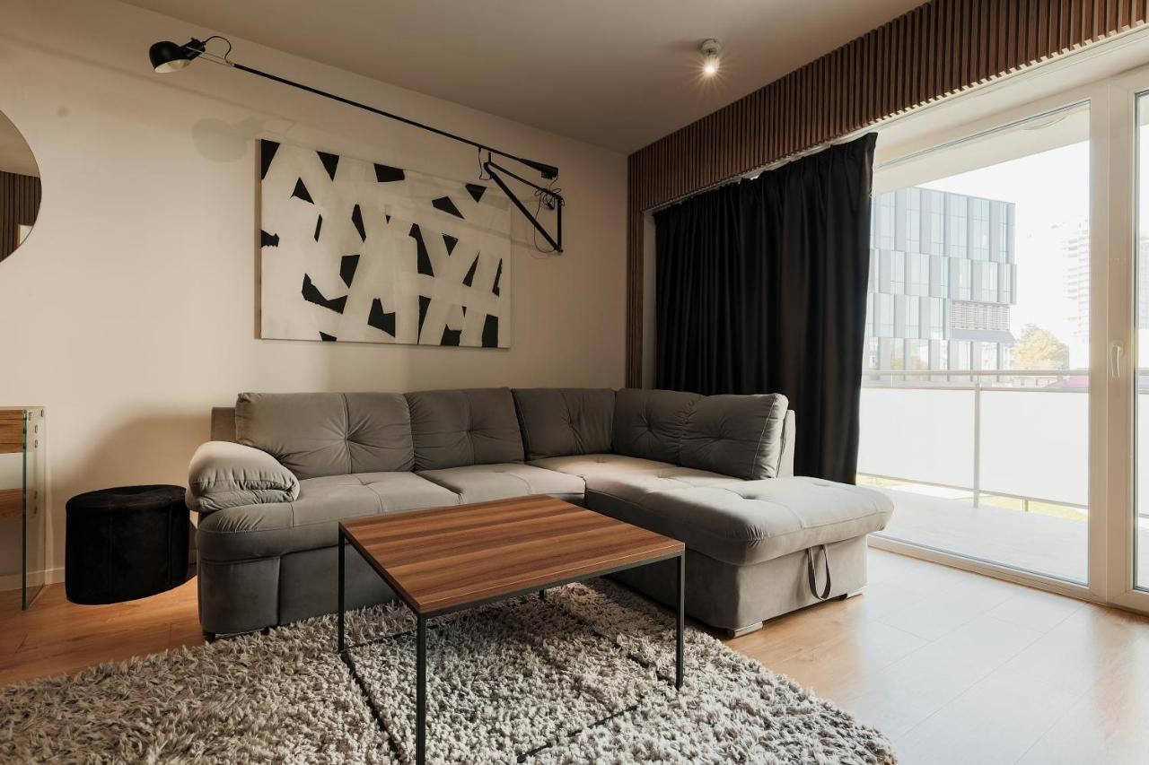 Nest Inn Stiletto Apartment Cluj-Napoca Exterior photo