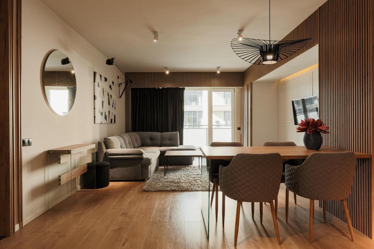 Nest Inn Stiletto Apartment Cluj-Napoca Exterior photo